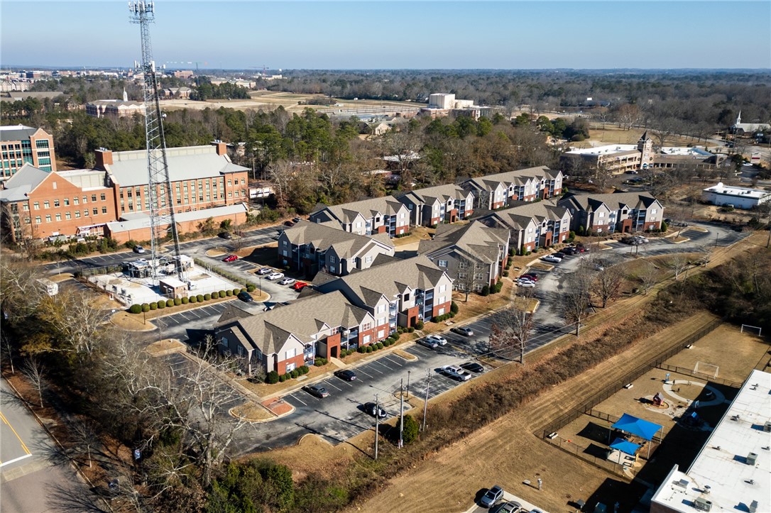 1114 S COLLEGE STREET 4102