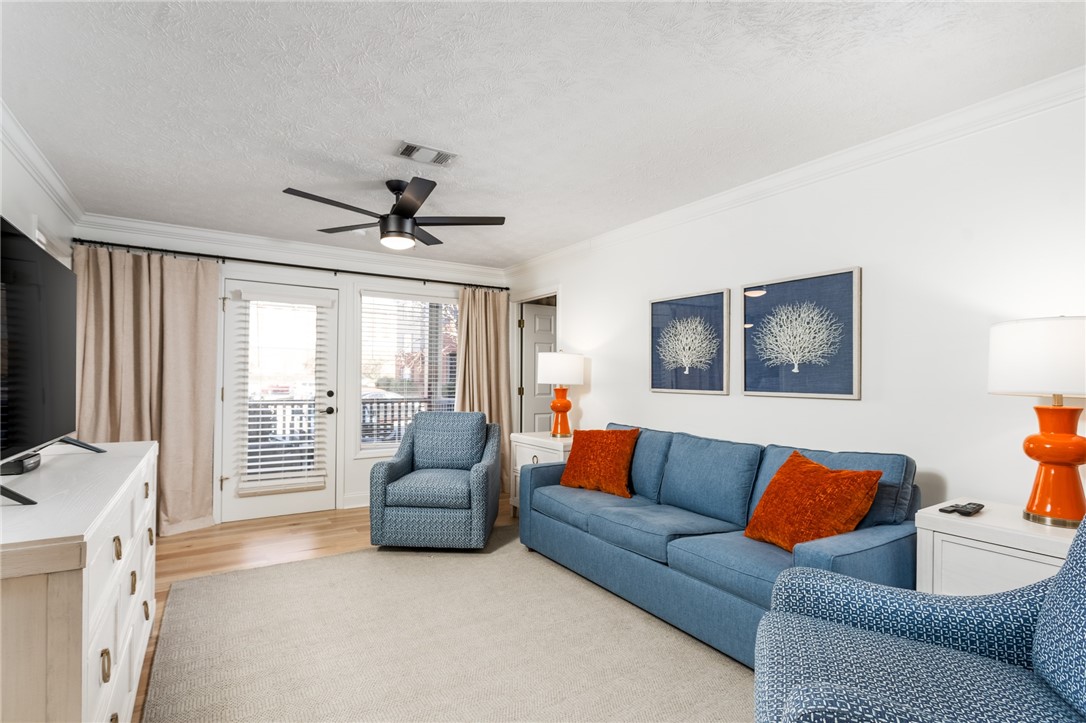 1114 S COLLEGE STREET 4102