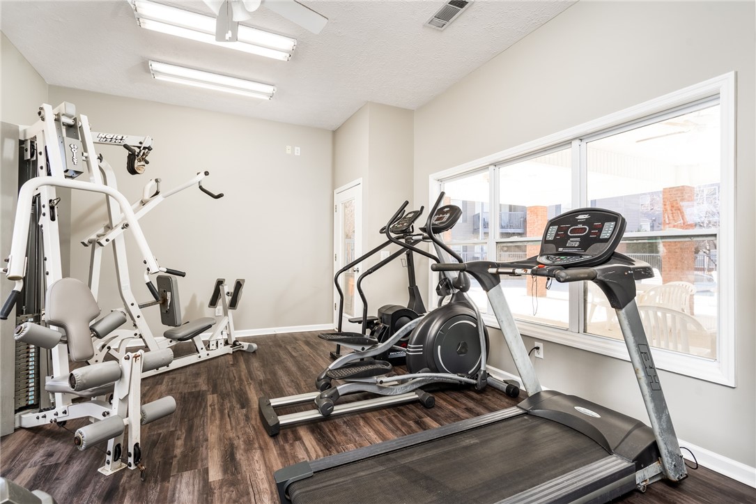 1114 S COLLEGE STREET 4102