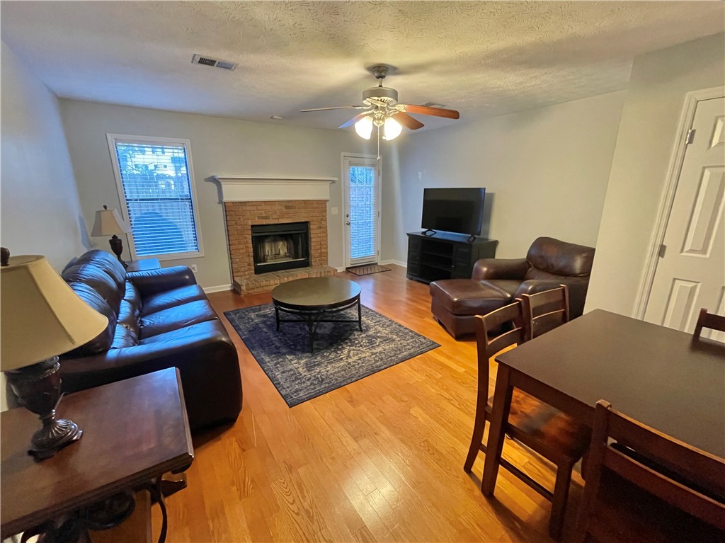 111 S ROSS STREET 10