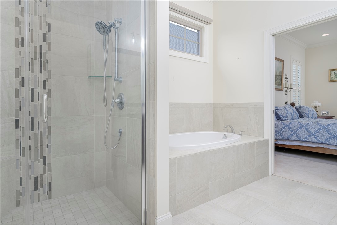 2833 SPRING LAKES CROSSING