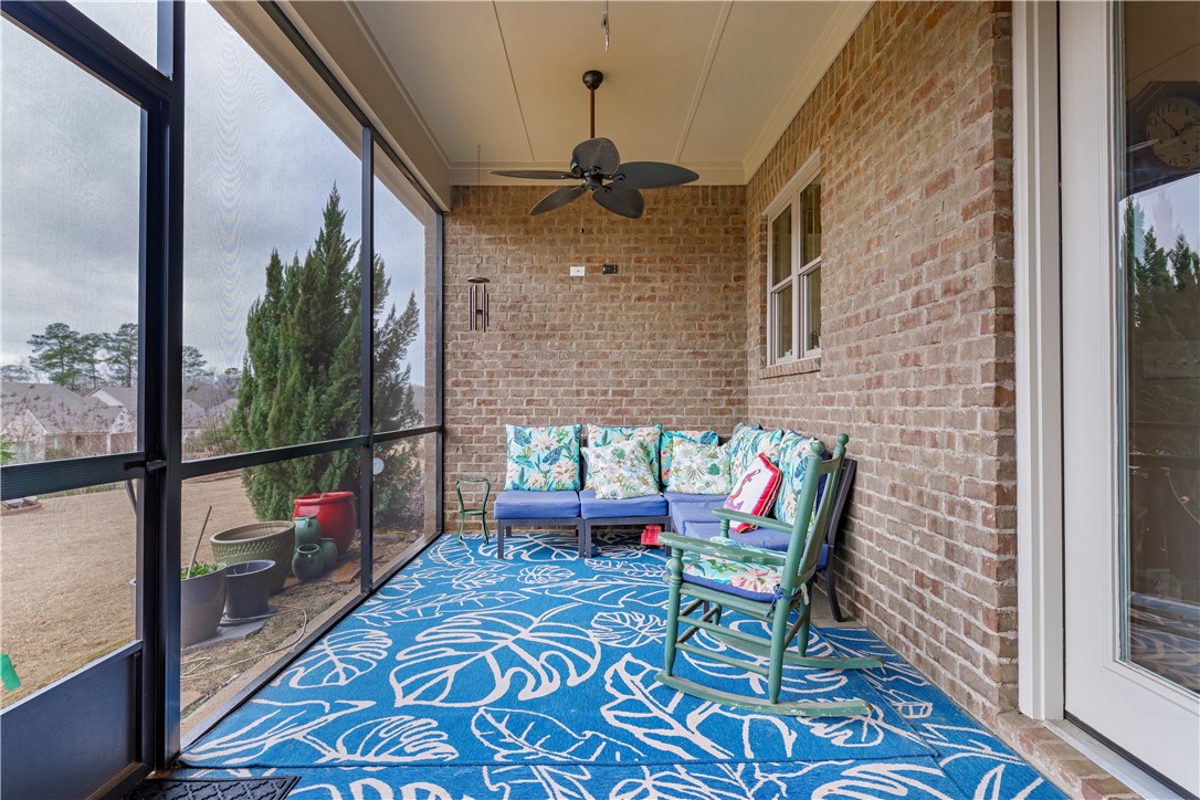 2833 SPRING LAKES CROSSING