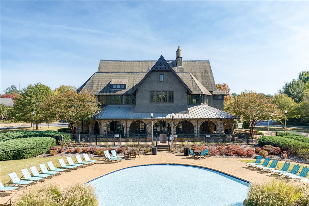 650 DEKALB STREET 1437