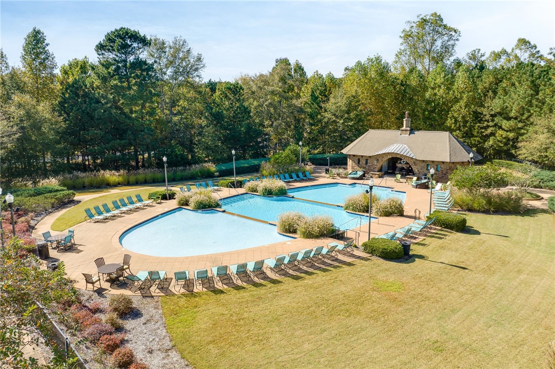 650 DEKALB STREET 1437