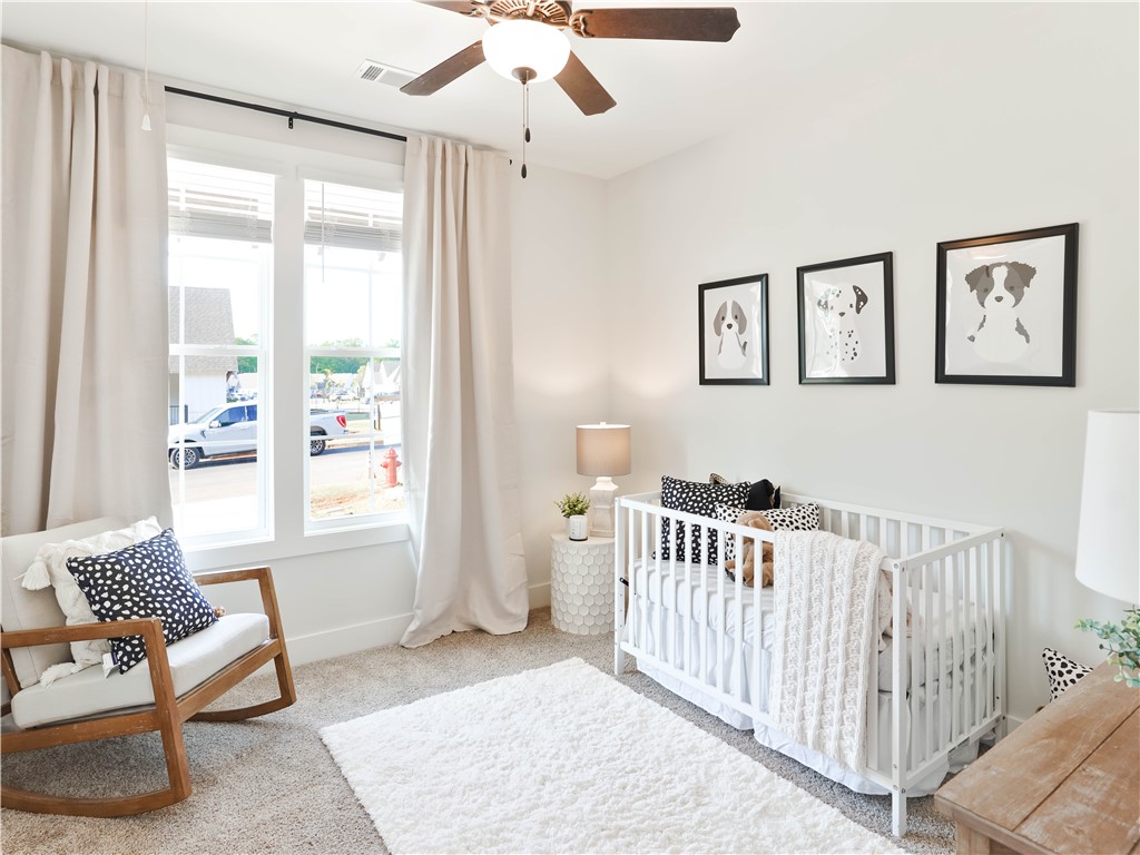 1168 WOODLAND CIRCLE