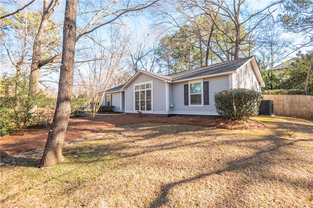 630 N COLLEGE STREET