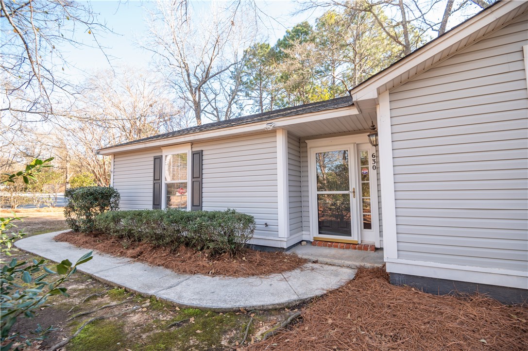 630 N COLLEGE STREET