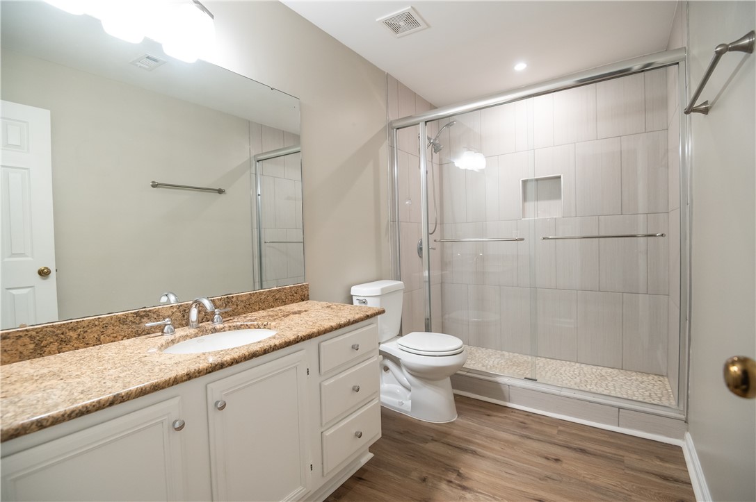 630 N COLLEGE STREET