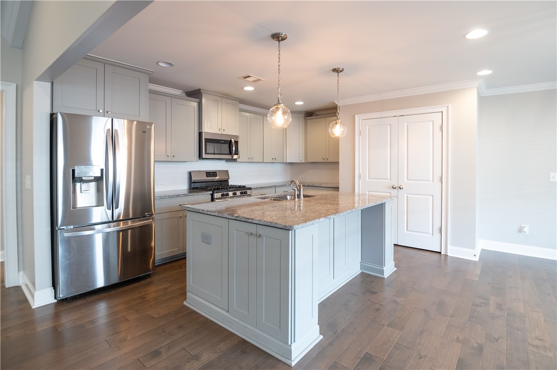 2601 FARMSTONE RIDGE