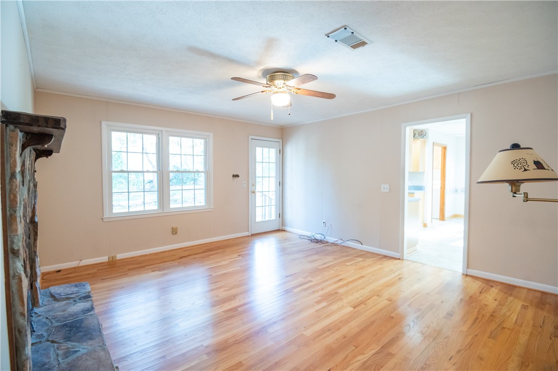 204 TIMBERDALE COURT