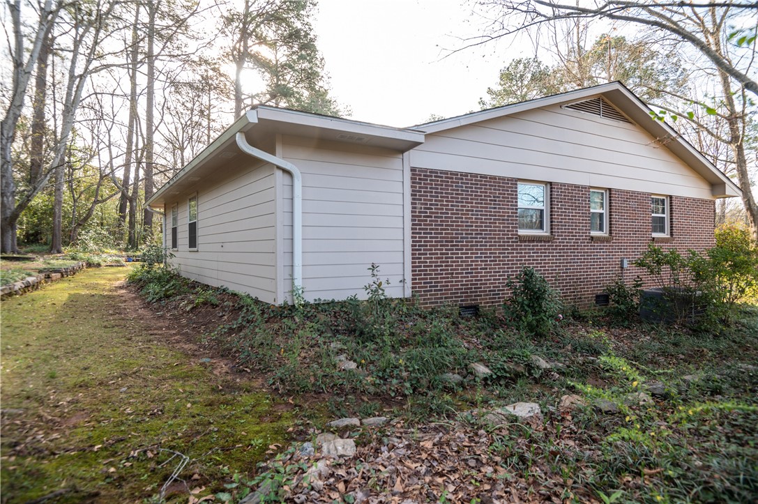 204 TIMBERDALE COURT