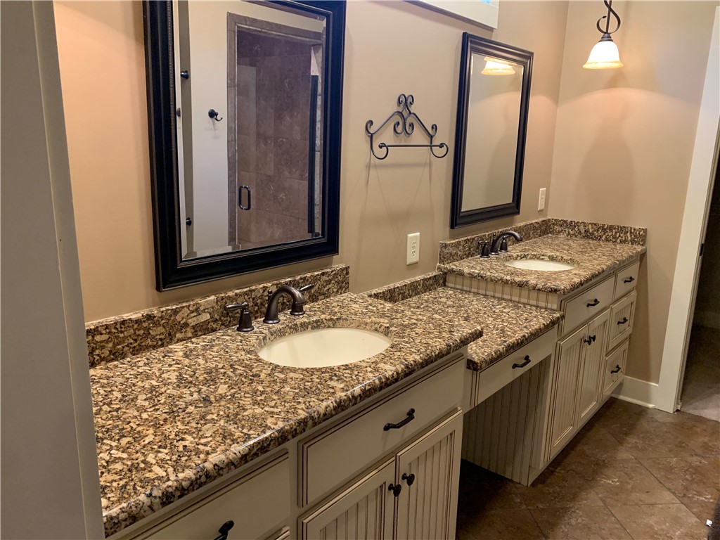 716 LEE ROAD 2039 N/A