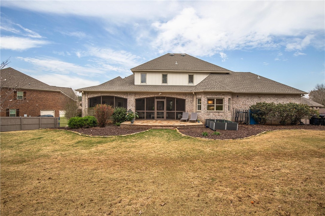 480 BENNINGTON COURT