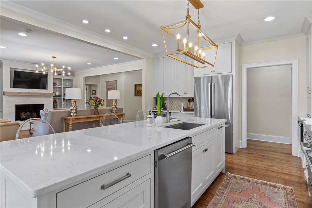 480 BENNINGTON COURT