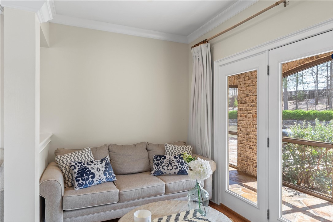 480 BENNINGTON COURT