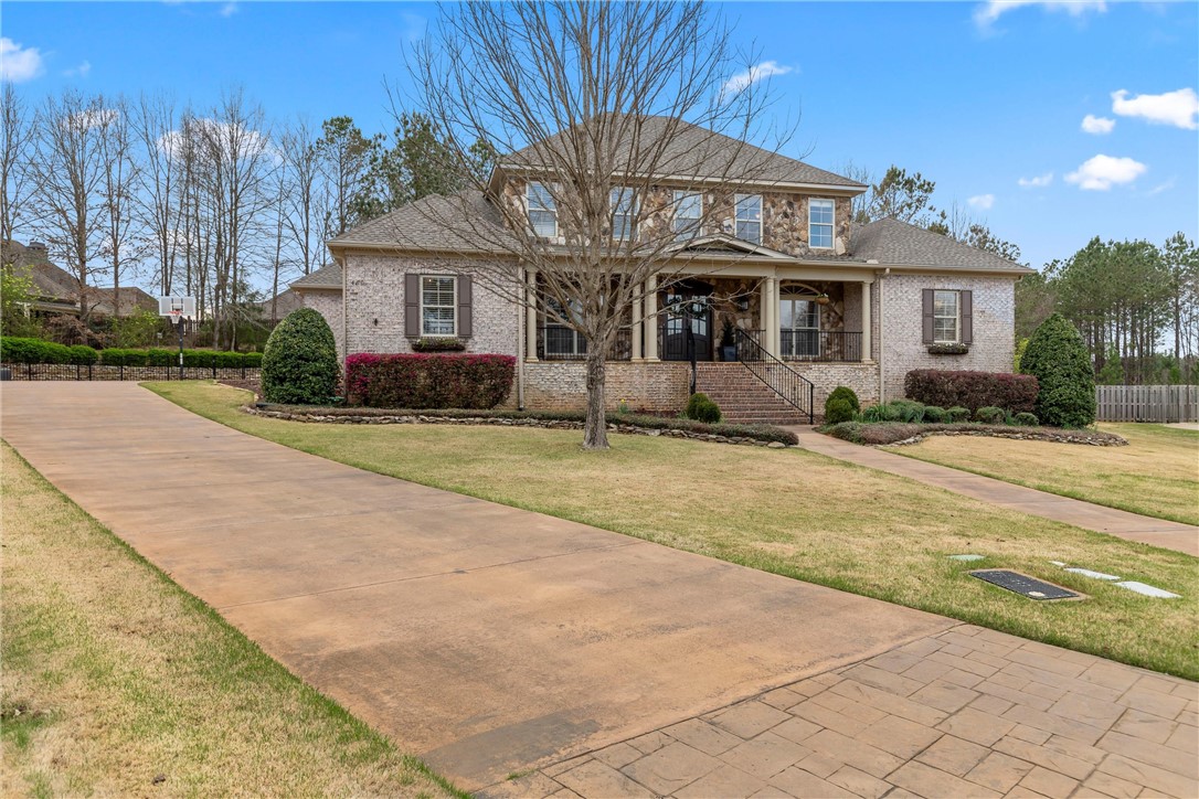 480 BENNINGTON COURT