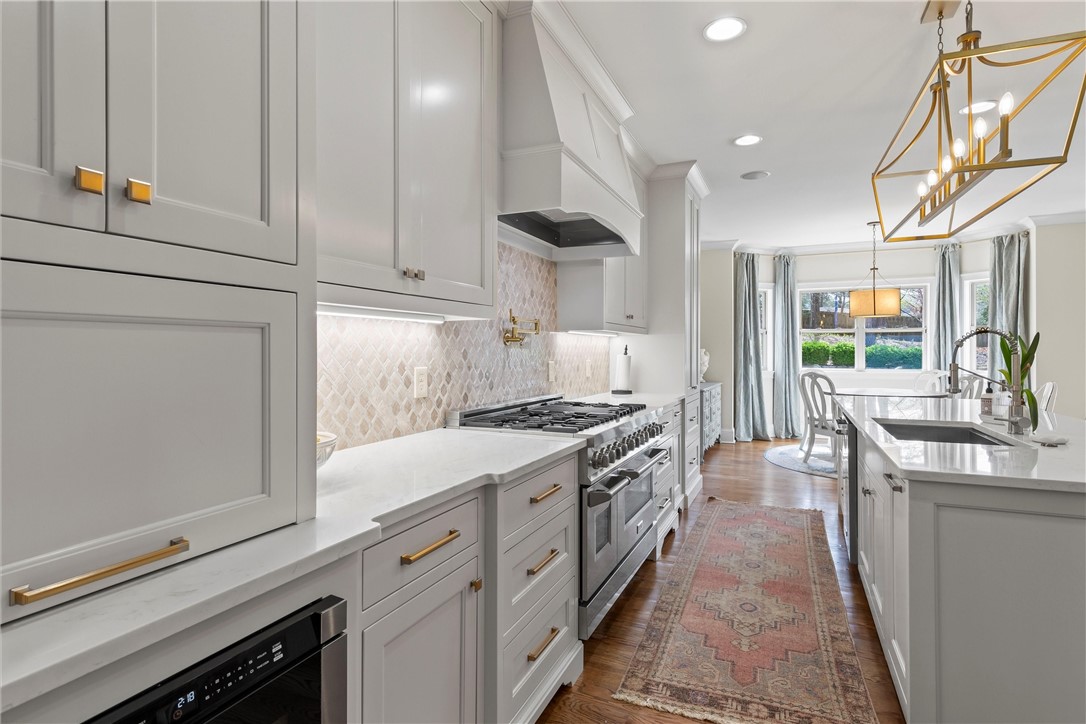 480 BENNINGTON COURT