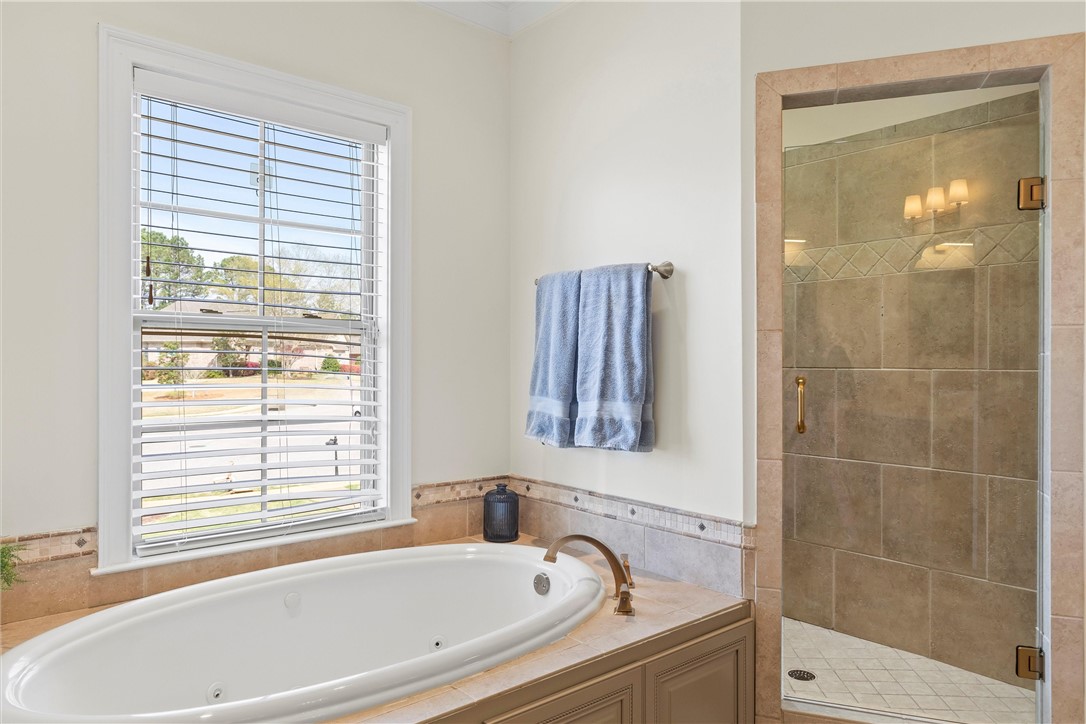 480 BENNINGTON COURT