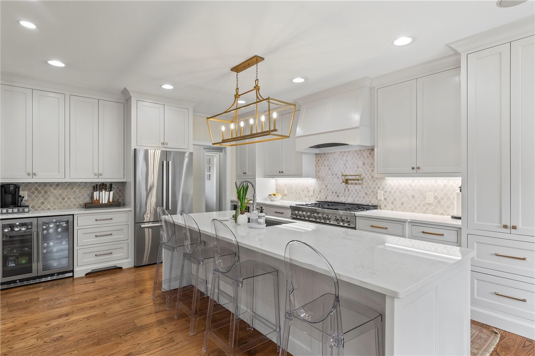 480 BENNINGTON COURT