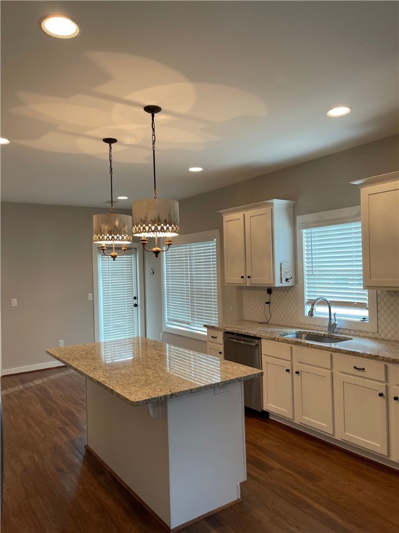 728 NORTHERN VILLAGE COURT