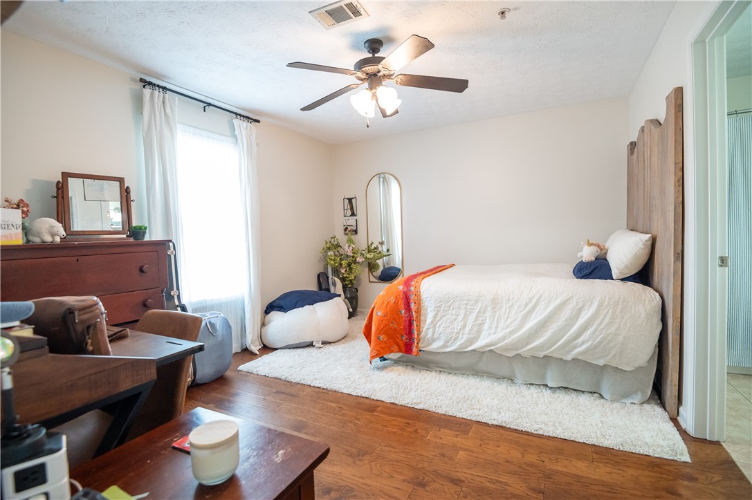 402 W GLENN AVENUE B306