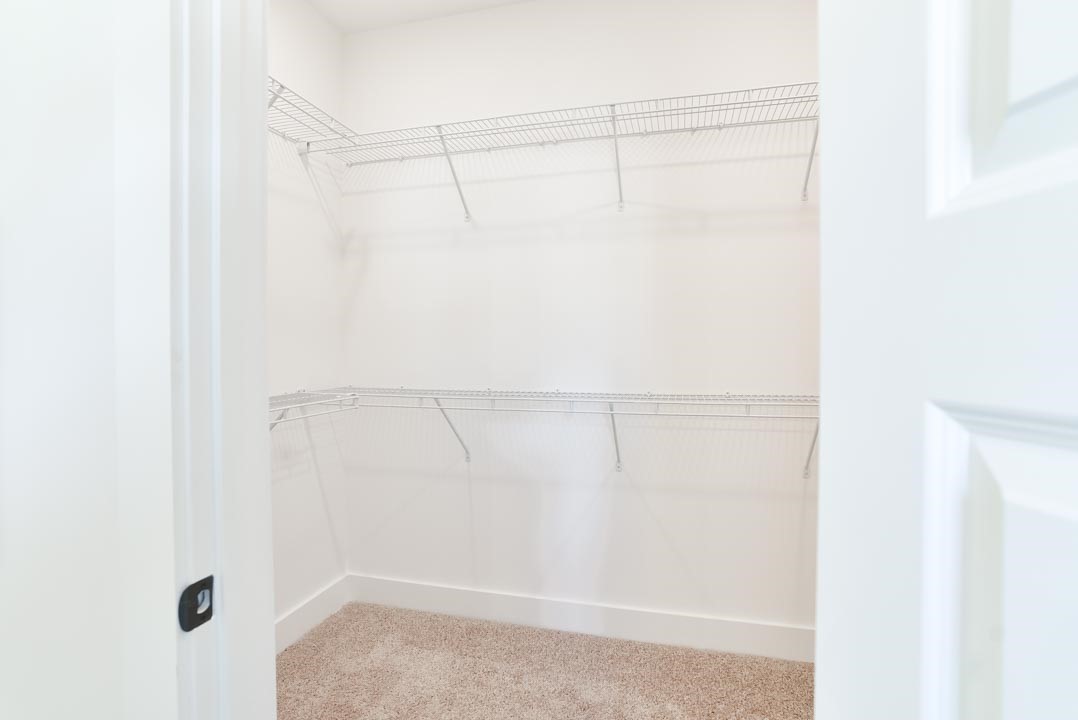 1102 WOODLAND CIRCLE