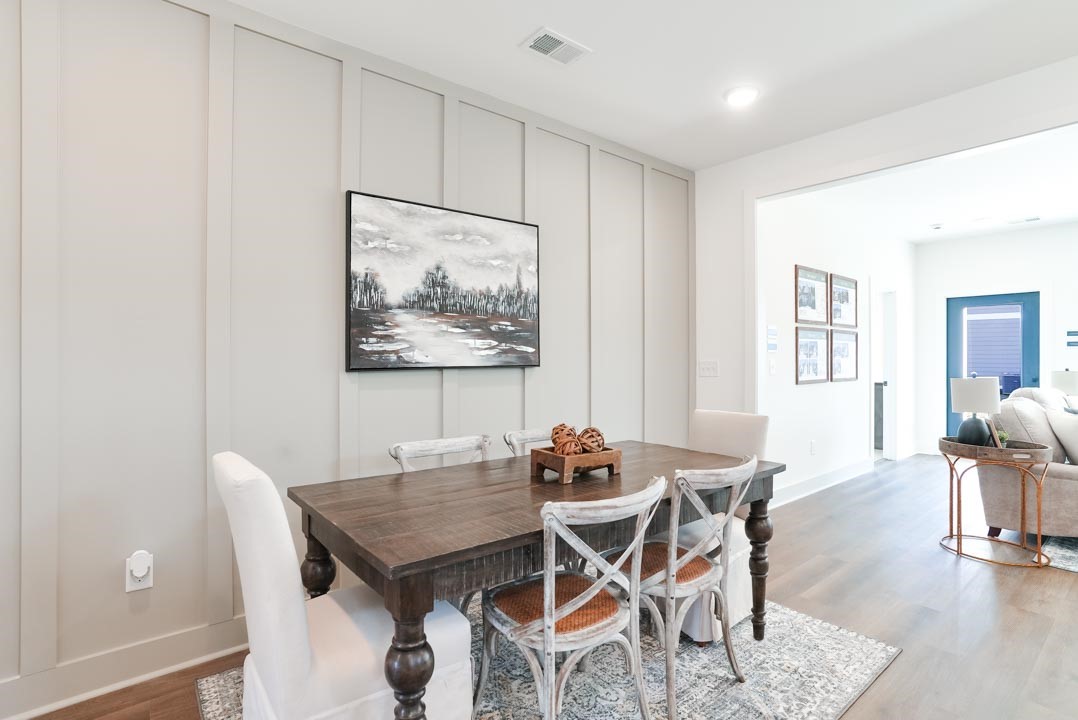 1102 WOODLAND CIRCLE