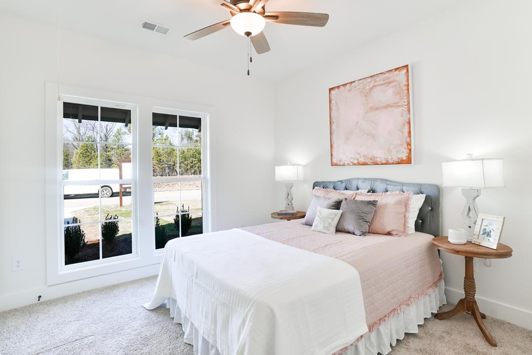 1102 WOODLAND CIRCLE