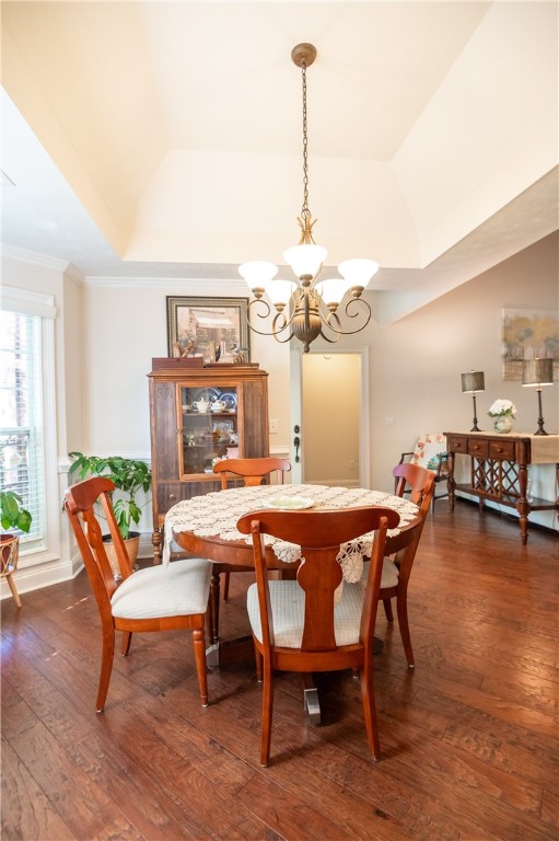 1818 SHADOW BEND LANE