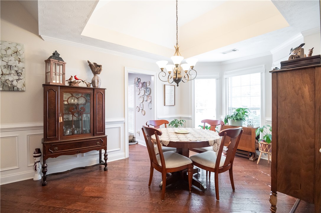 1818 SHADOW BEND LANE