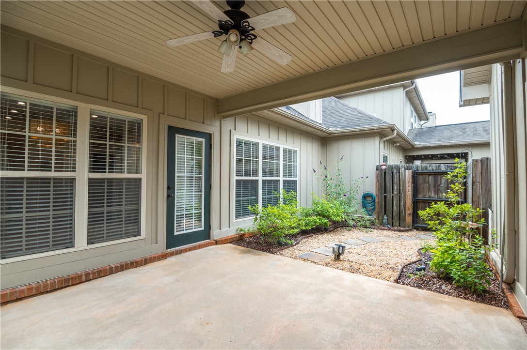 1630 ACADEMY DRIVE 901