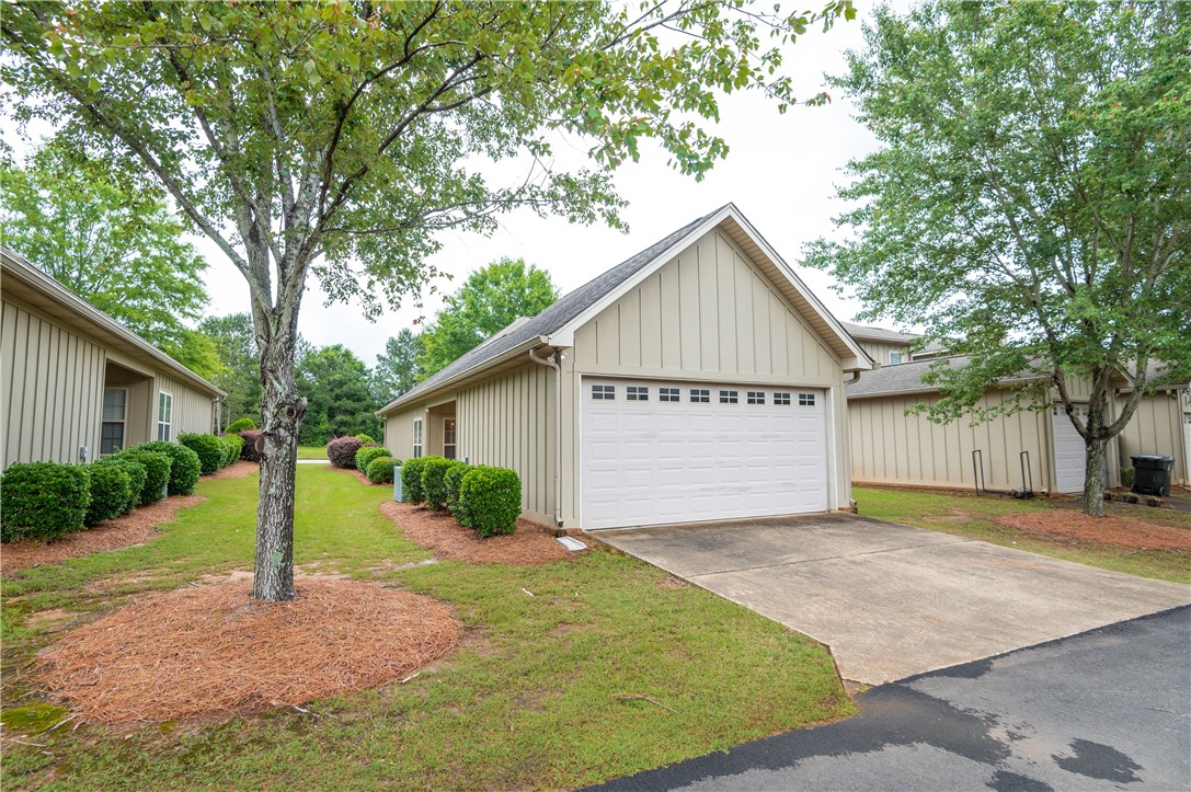 1630 ACADEMY DRIVE 901