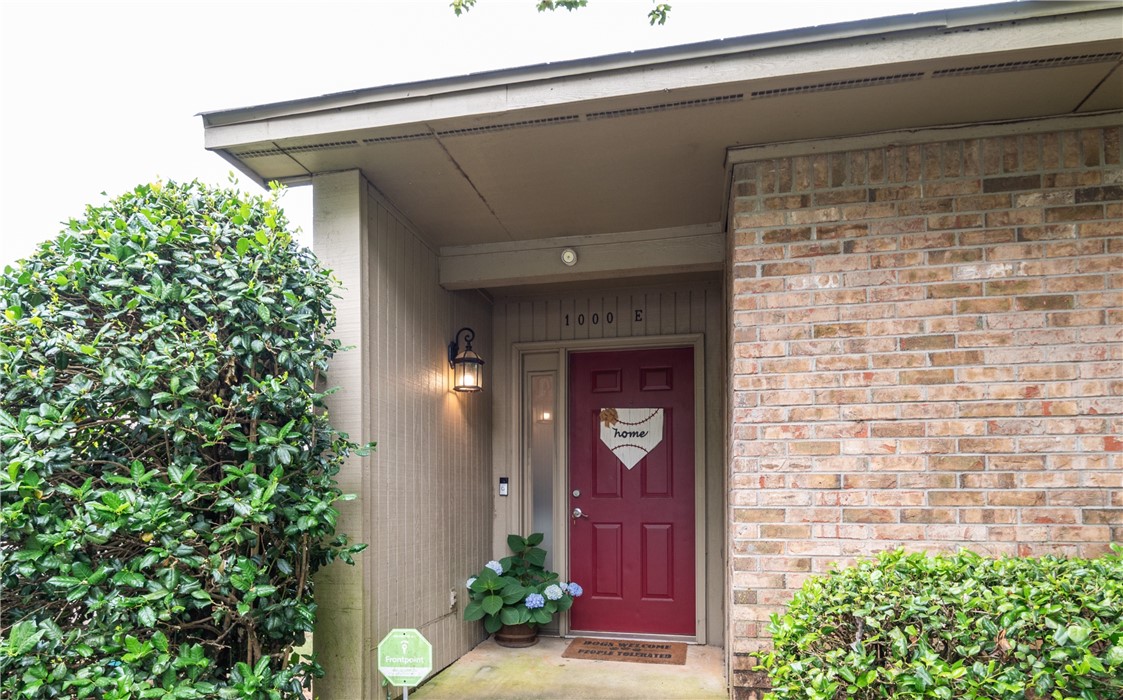 1000 STONEGATE DRIVE E