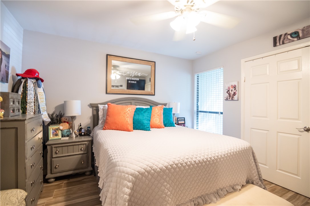 1000 STONEGATE DRIVE E