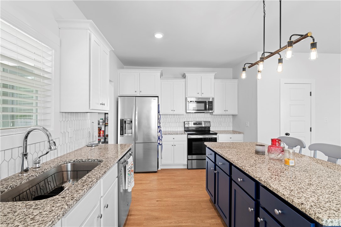 734 NORTHERN VILLAGE COURT