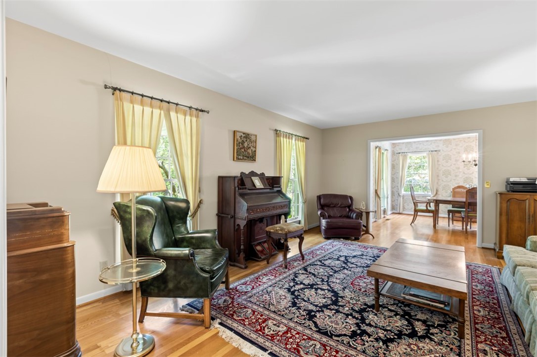 1036 TERRACE ACRES CIRCLE