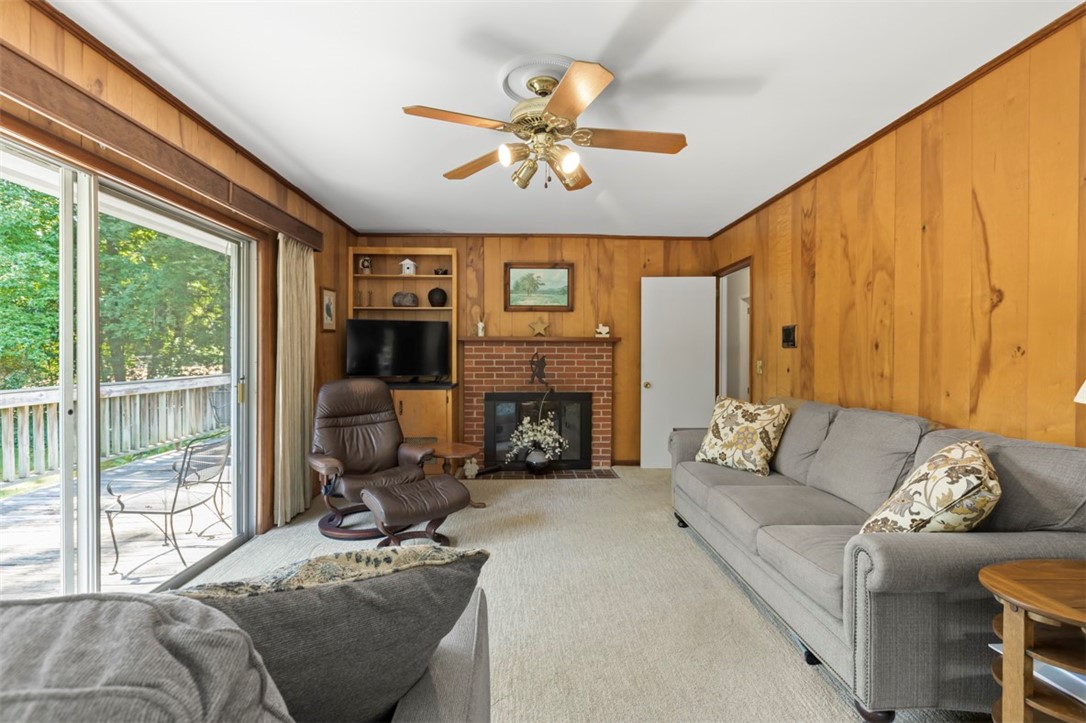 1036 TERRACE ACRES CIRCLE