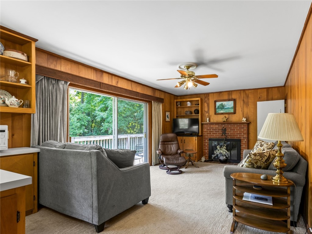 1036 TERRACE ACRES CIRCLE