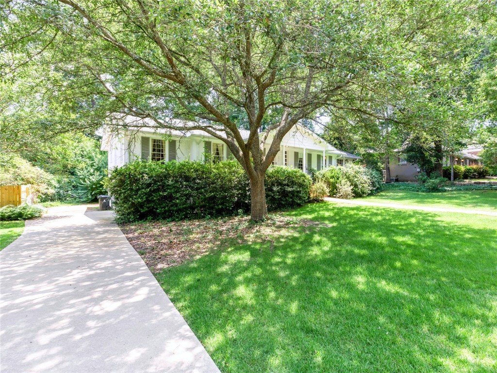 1036 TERRACE ACRES CIRCLE