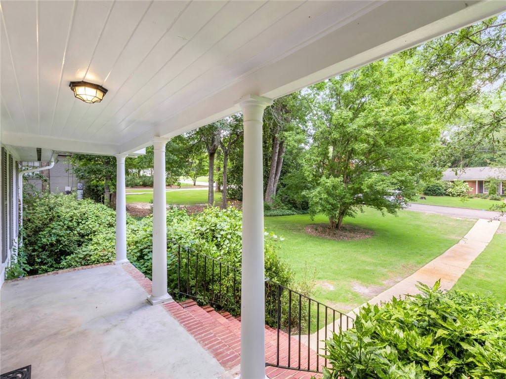 1036 TERRACE ACRES CIRCLE