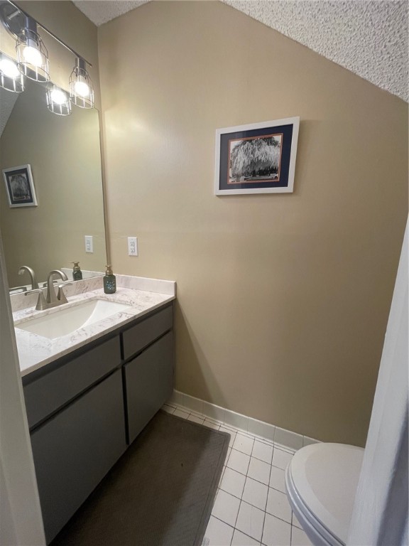 150 E UNIVERSITY DRIVE C204