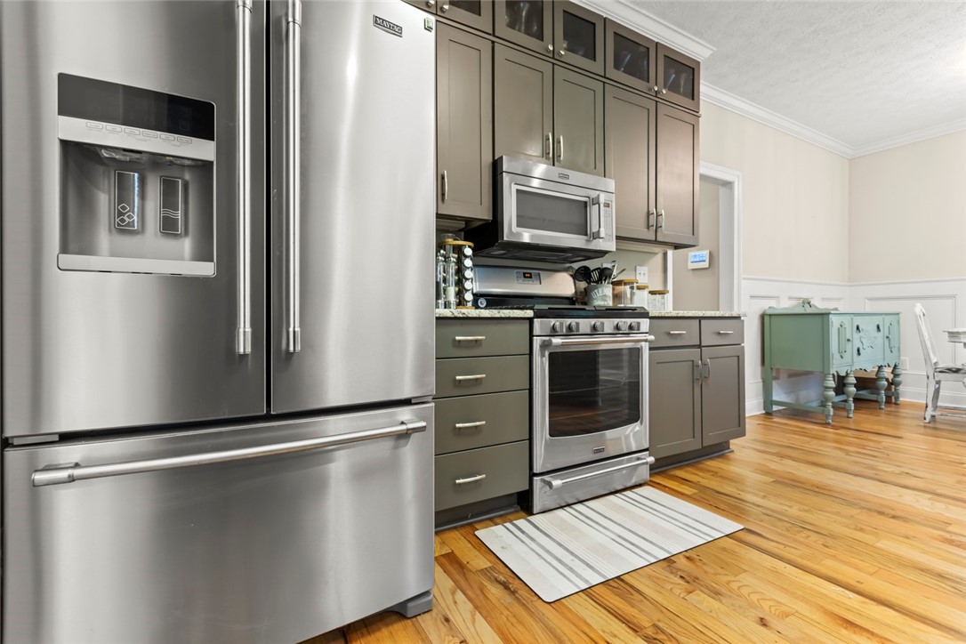 1389 E UNIVERSITY DRIVE