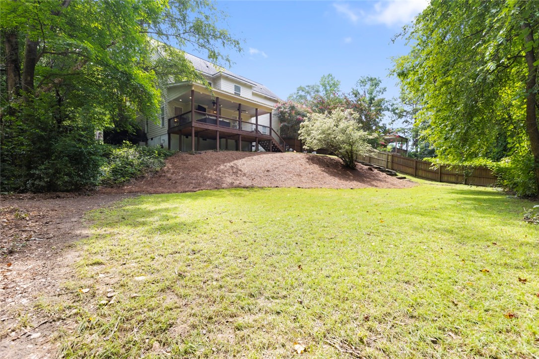 1389 E UNIVERSITY DRIVE