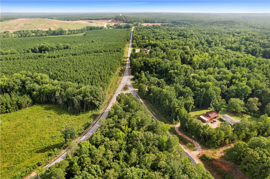 124 LEE ROAD 182 N/A