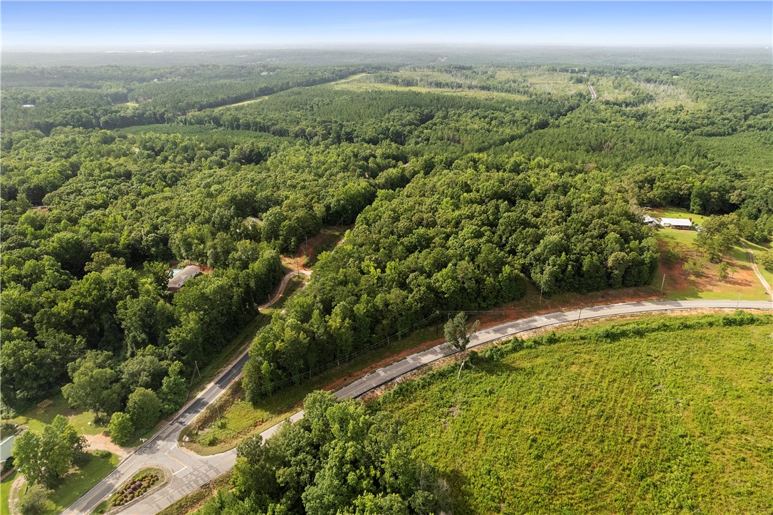 124 LEE ROAD 182 N/A