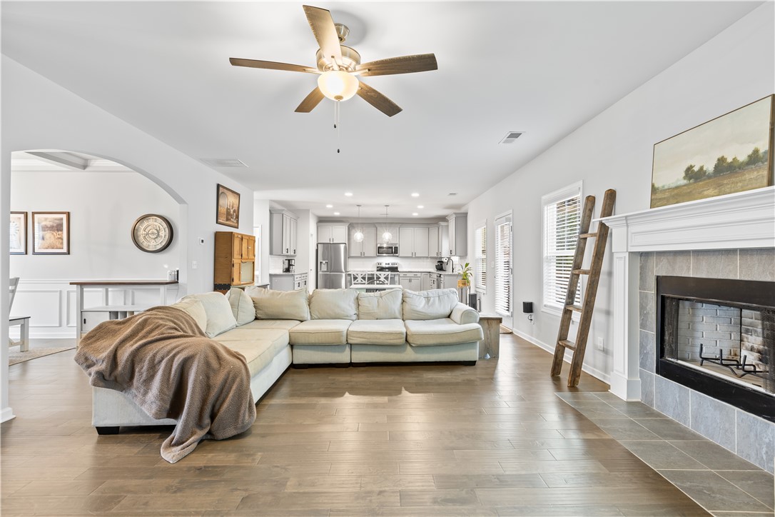 4111 ARBOR RIDGE DRIVE