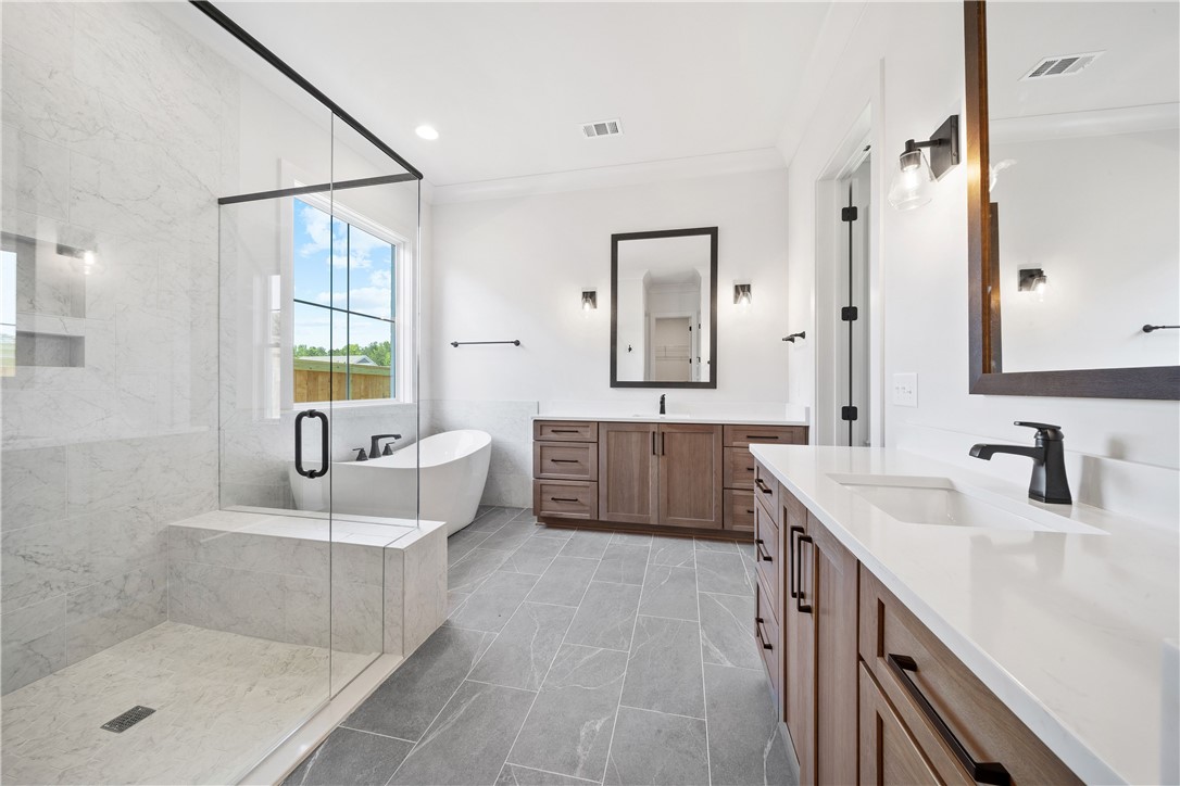 804 SUMMERLIN CIRCLE