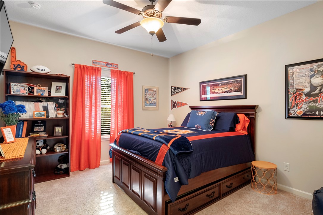 1433 CLOVERBROOK CIRCLE