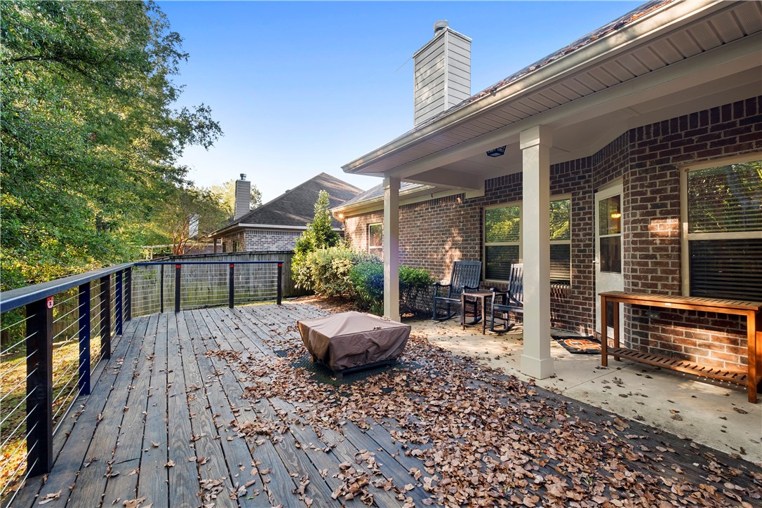 1433 CLOVERBROOK CIRCLE