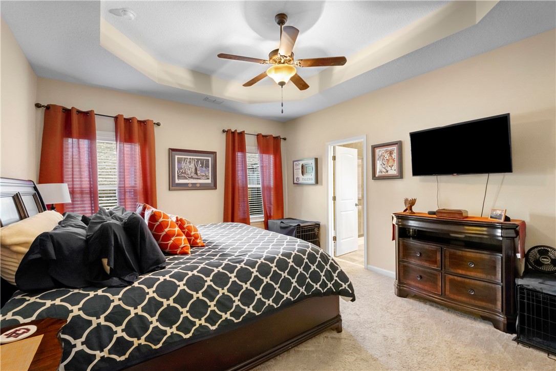 1433 CLOVERBROOK CIRCLE